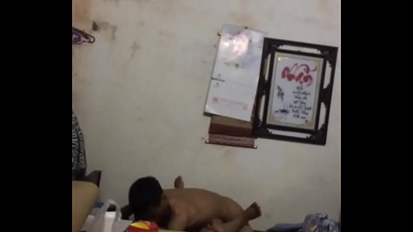 Quay lén cặp đôi trẻ hàng xóm địt nhau
