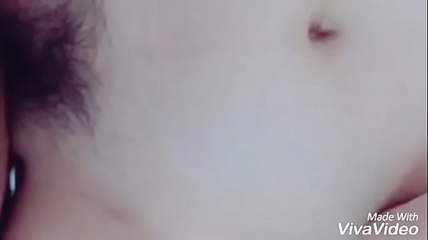 Chịch em sinh viên bím hồng dâm đãng cực sướng
