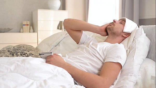 Nữ bác sĩ khám bệnh tại nhà địt luôn bệnh nhân