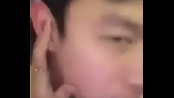 Em gái thích được trai bú lồn