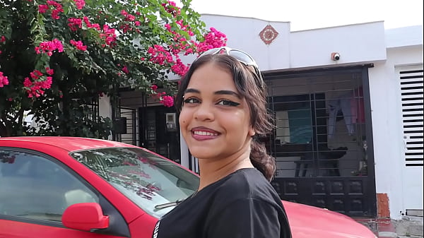 Em teen mặt dâm đãng bú sục địt bạn trai khoái lạc